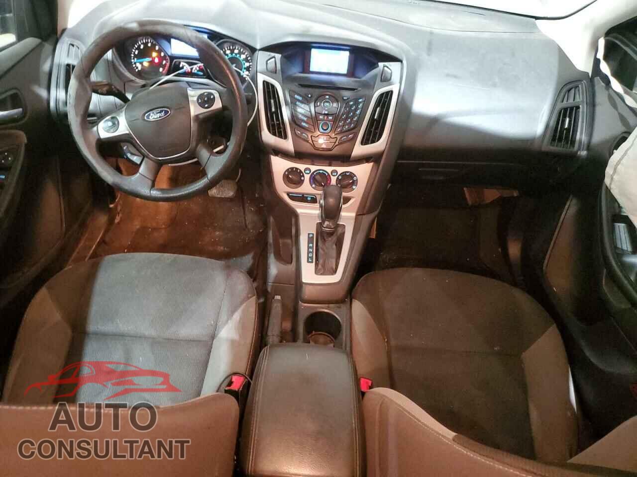 FORD FOCUS 2014 - 1FADP3F27EL348445