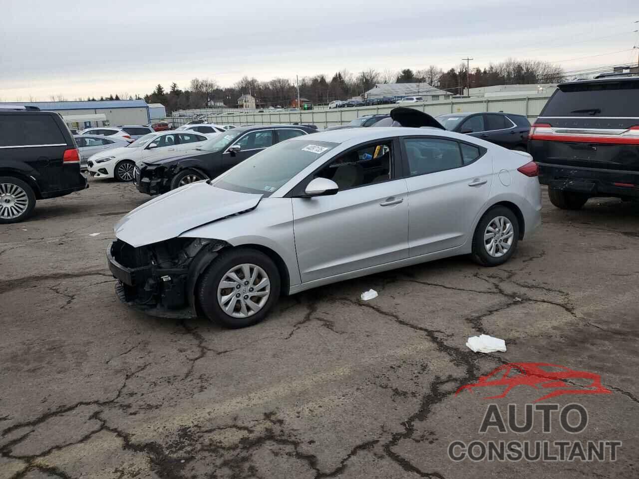 HYUNDAI ELANTRA 2018 - 5NPD74LF4JH266677