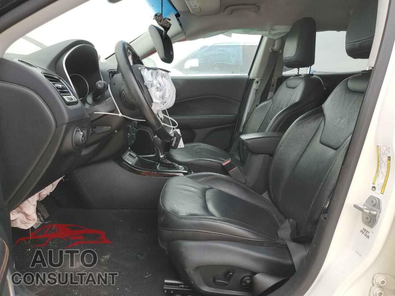 JEEP COMPASS 2020 - 3C4NJCCB7LT211169