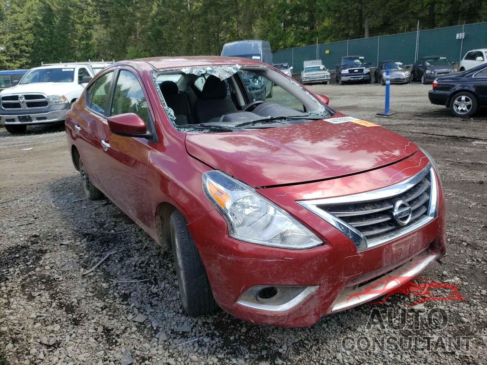 NISSAN VERSA 2018 - 3N1CN7AP4JL808250