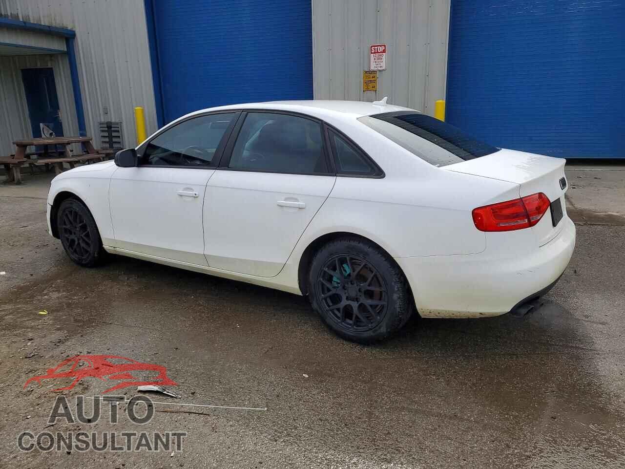 AUDI A4 2010 - WAUDFAFL6AN005132