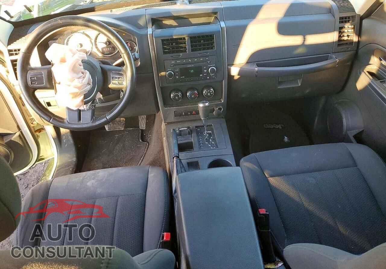 JEEP LIBERTY 2011 - 1J4PN2GK3BW533148