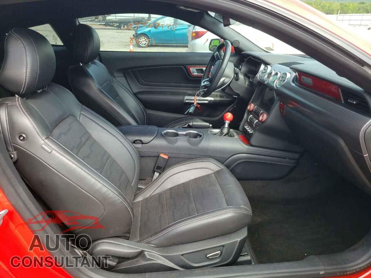 FORD MUSTANG 2018 - 1FA6P8CF7J5130954