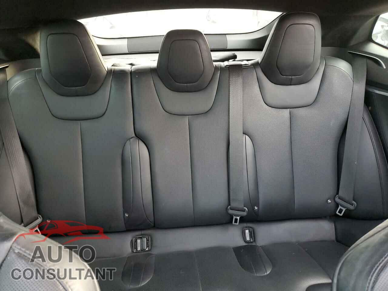 TESLA MODEL S 2016 - 5YJSA1E49GF177553