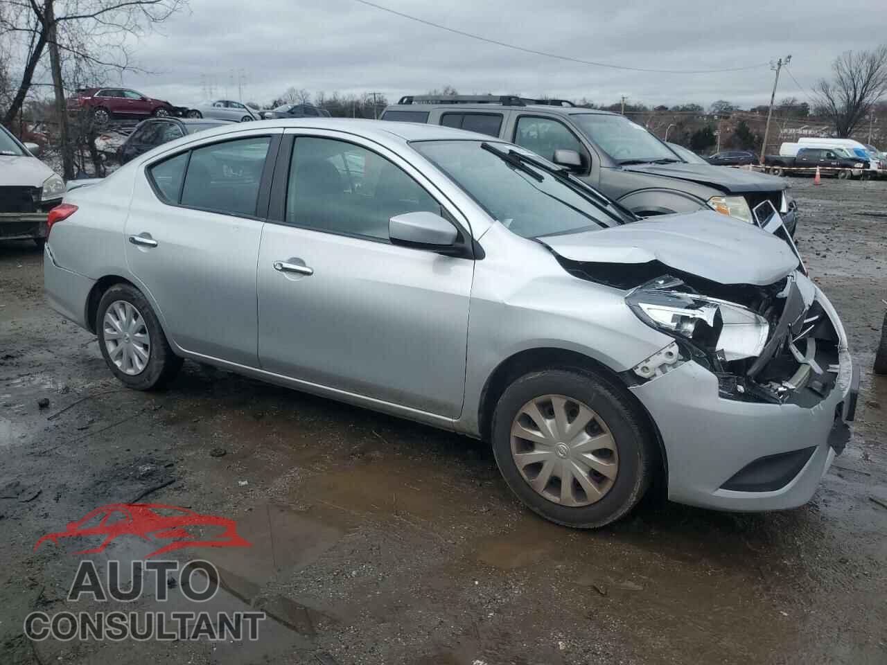 NISSAN VERSA 2019 - 3N1CN7AP3KL840463
