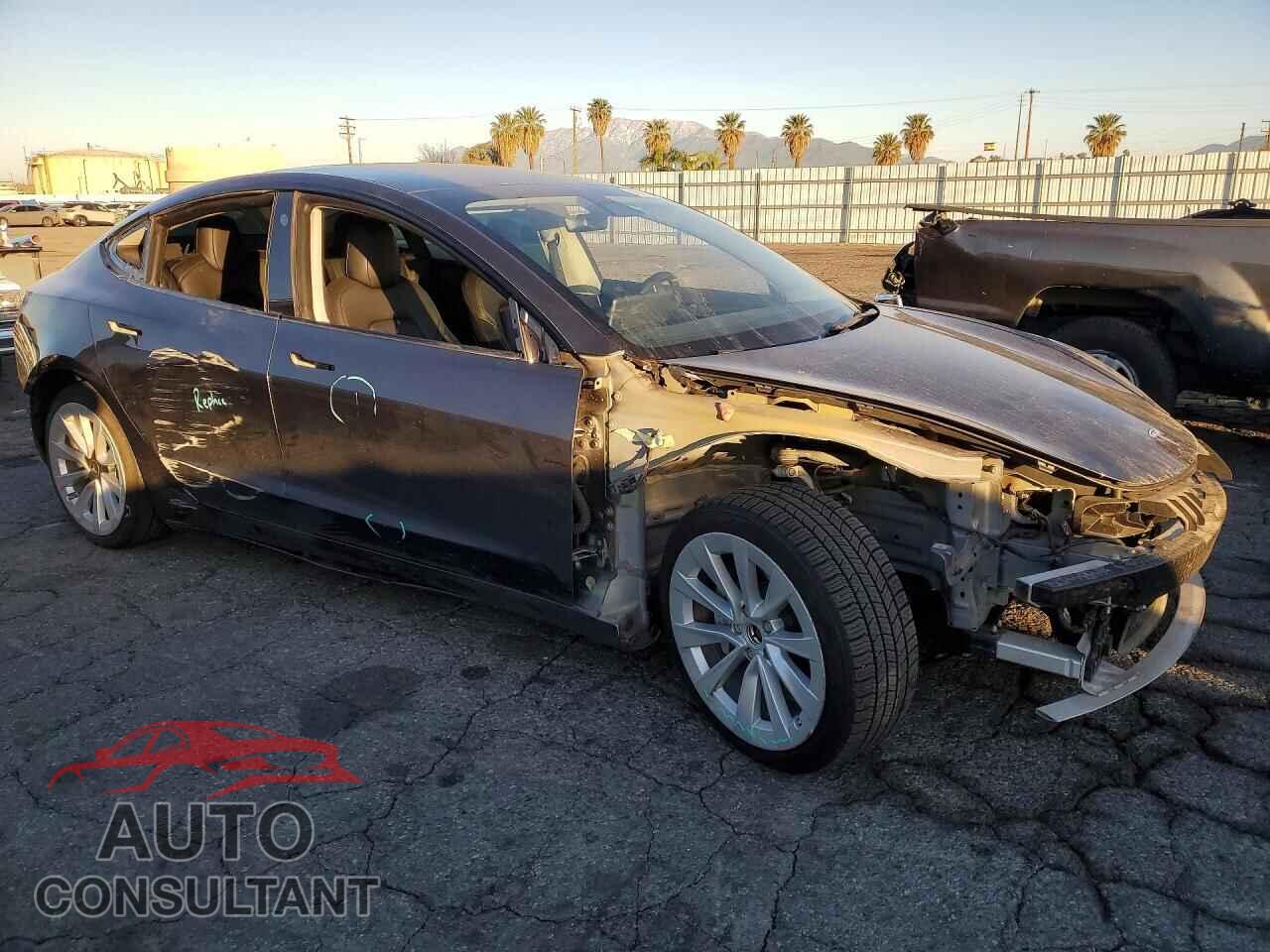 TESLA MODEL 3 2022 - 5YJ3E1EB0NF131808