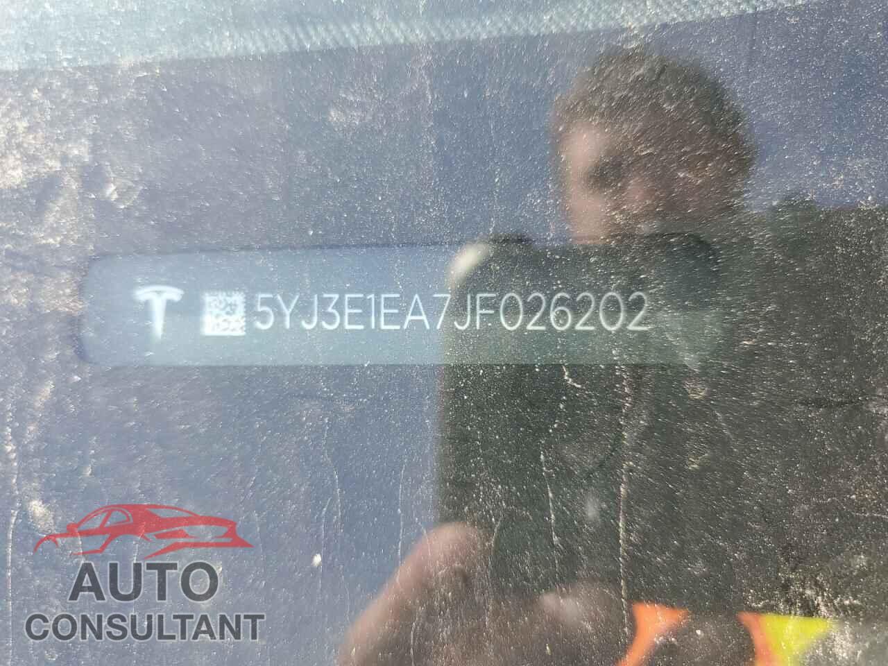 TESLA MODEL 3 2018 - 5YJ3E1EA7JF026202