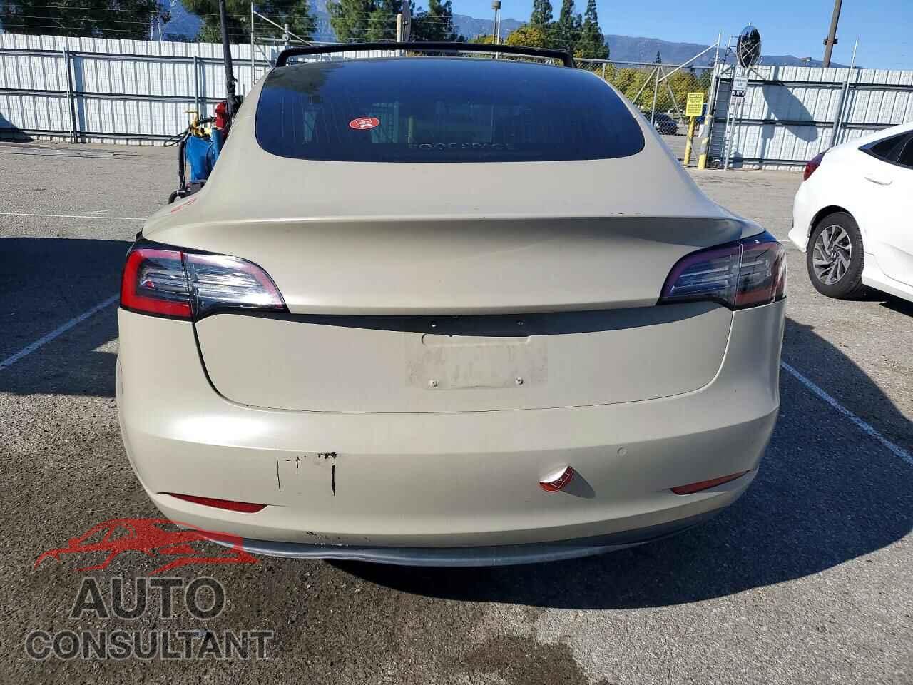 TESLA MODEL 3 2018 - 5YJ3E1EB6JF056168
