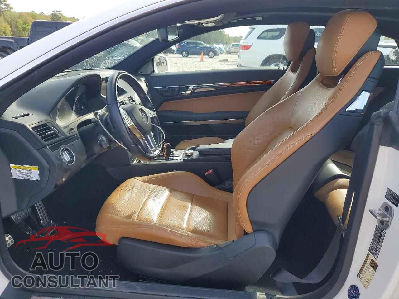 MERCEDES-BENZ E-CLASS 2013 - WDDKJ7DB9DF212530