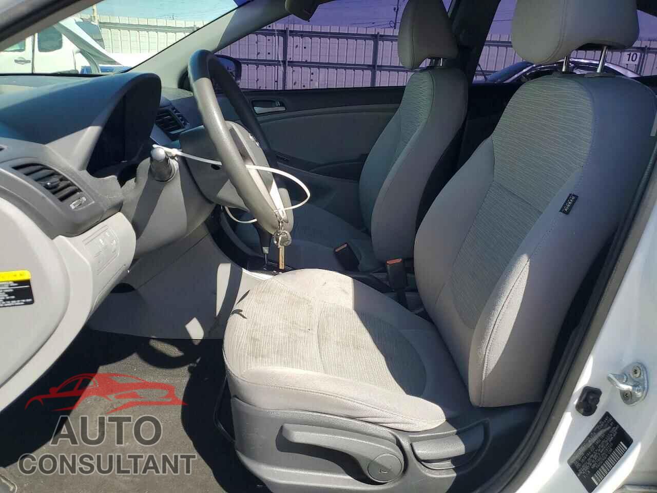 HYUNDAI ACCENT 2017 - KMHCT4AE2HU197310