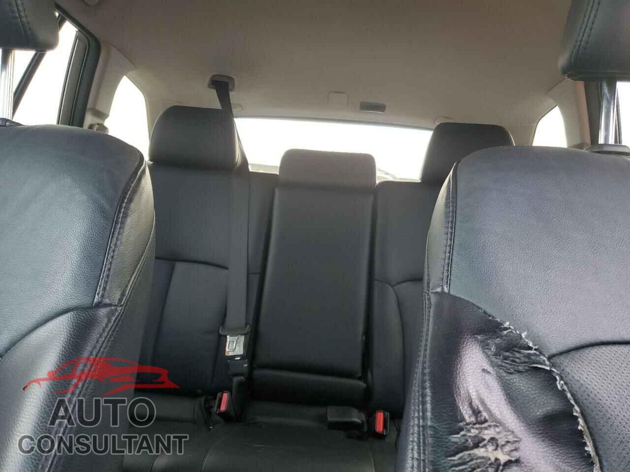 SUBARU OUTBACK 2013 - 4S4BRBLC5D3304974