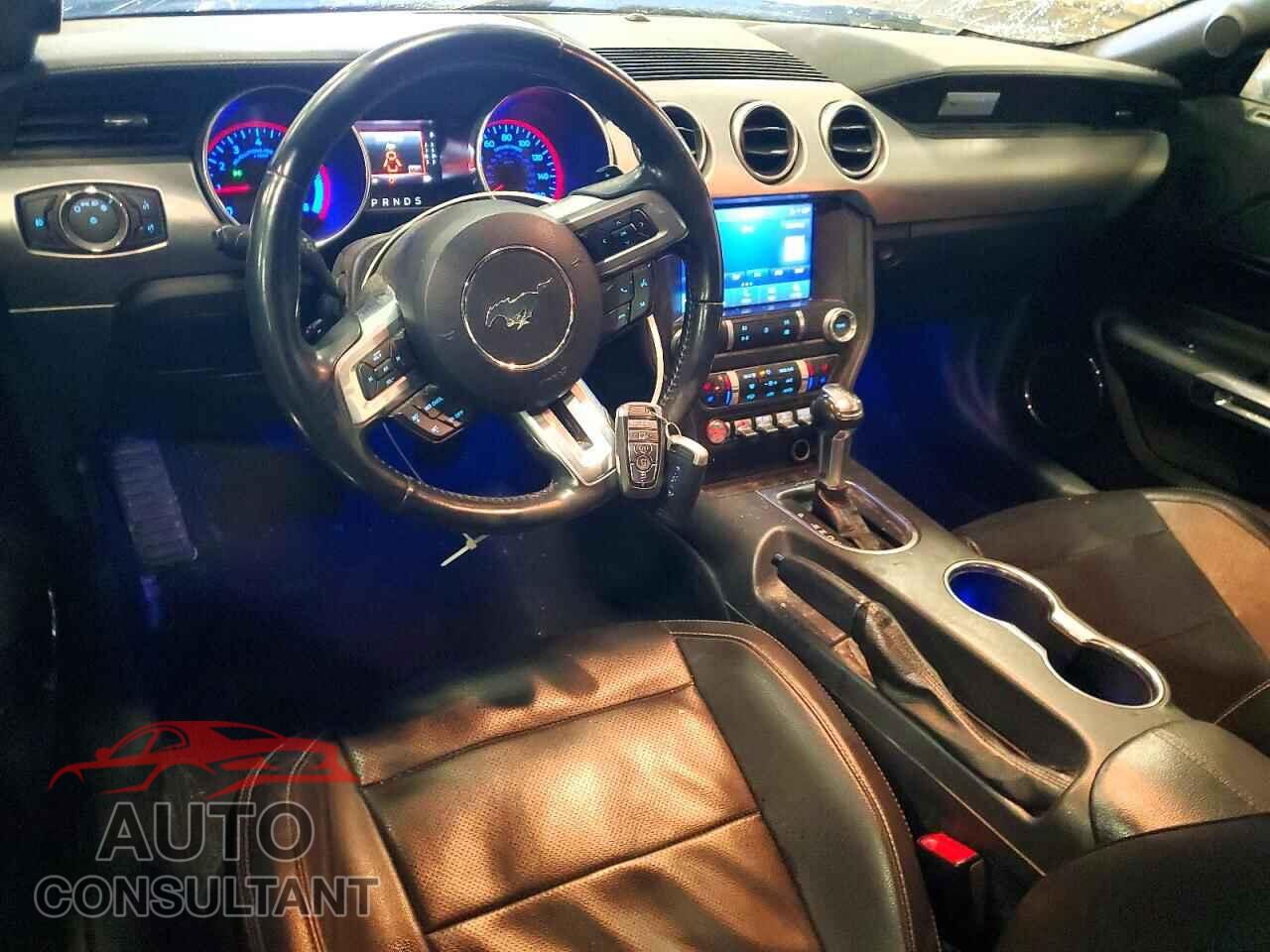FORD MUSTANG 2021 - 1FATP8UH9M5108638