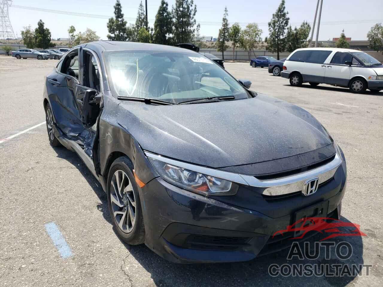 HONDA CIVIC 2018 - 2HGFC2F73JH522573