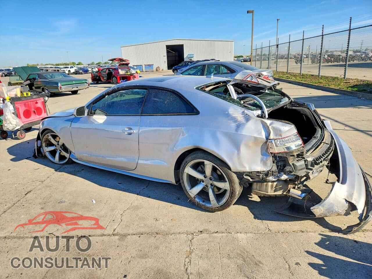 AUDI A5 2015 - WAUMFAFR2FA036901