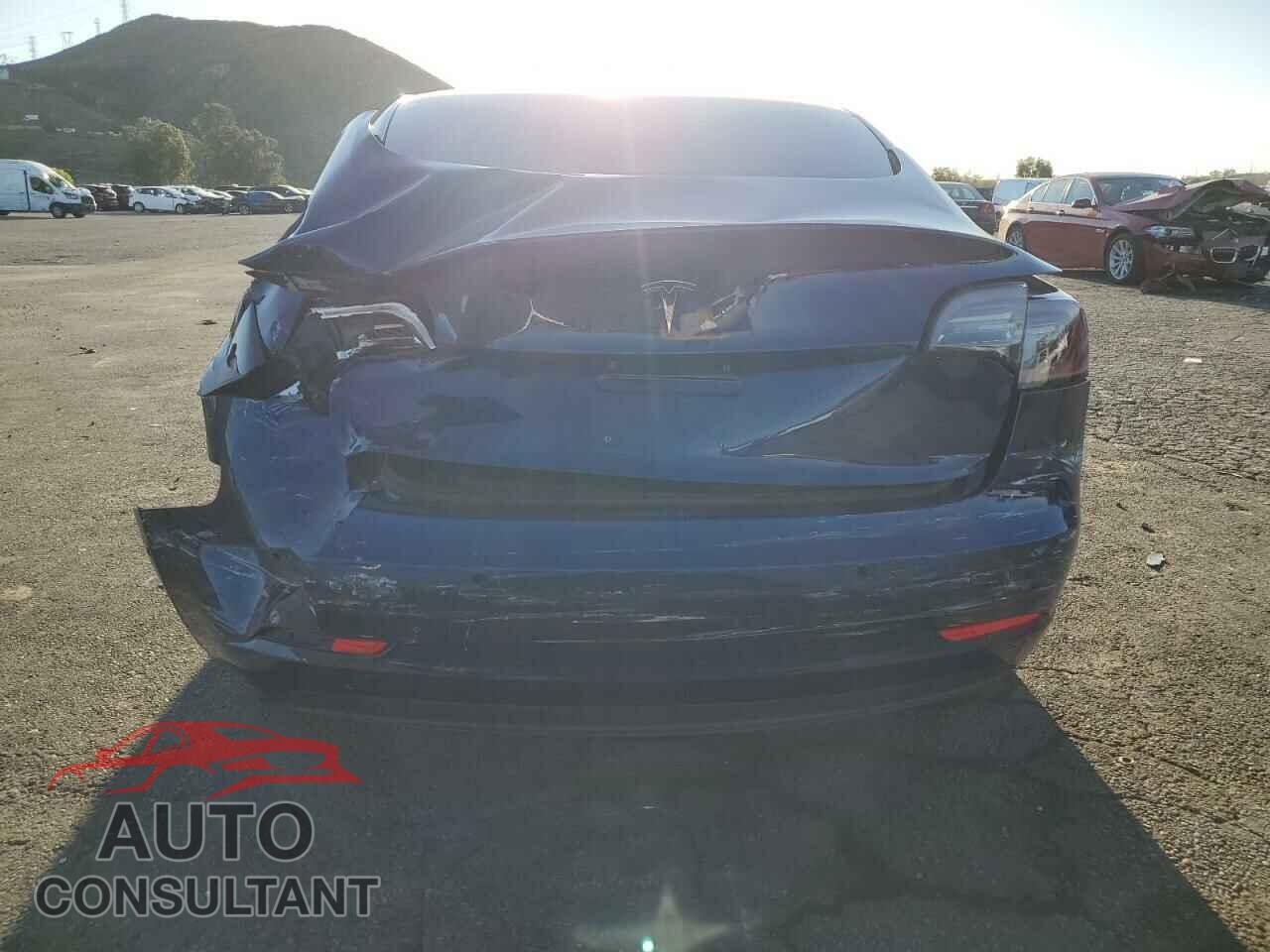 TESLA MODEL 3 2018 - 5YJ3E1EA1JF155696