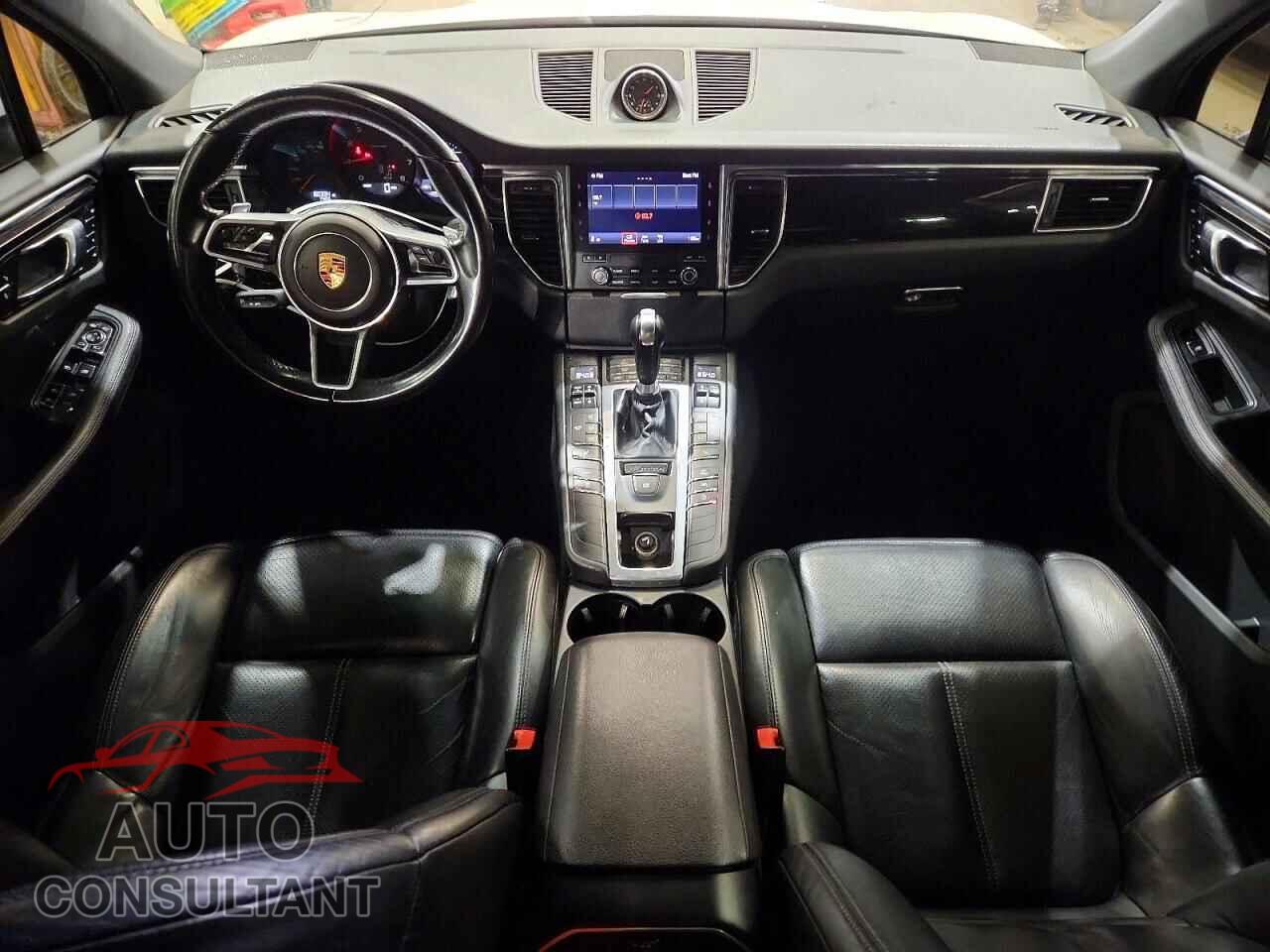 PORSCHE MACAN 2017 - WP1AA2A5XHLB83360