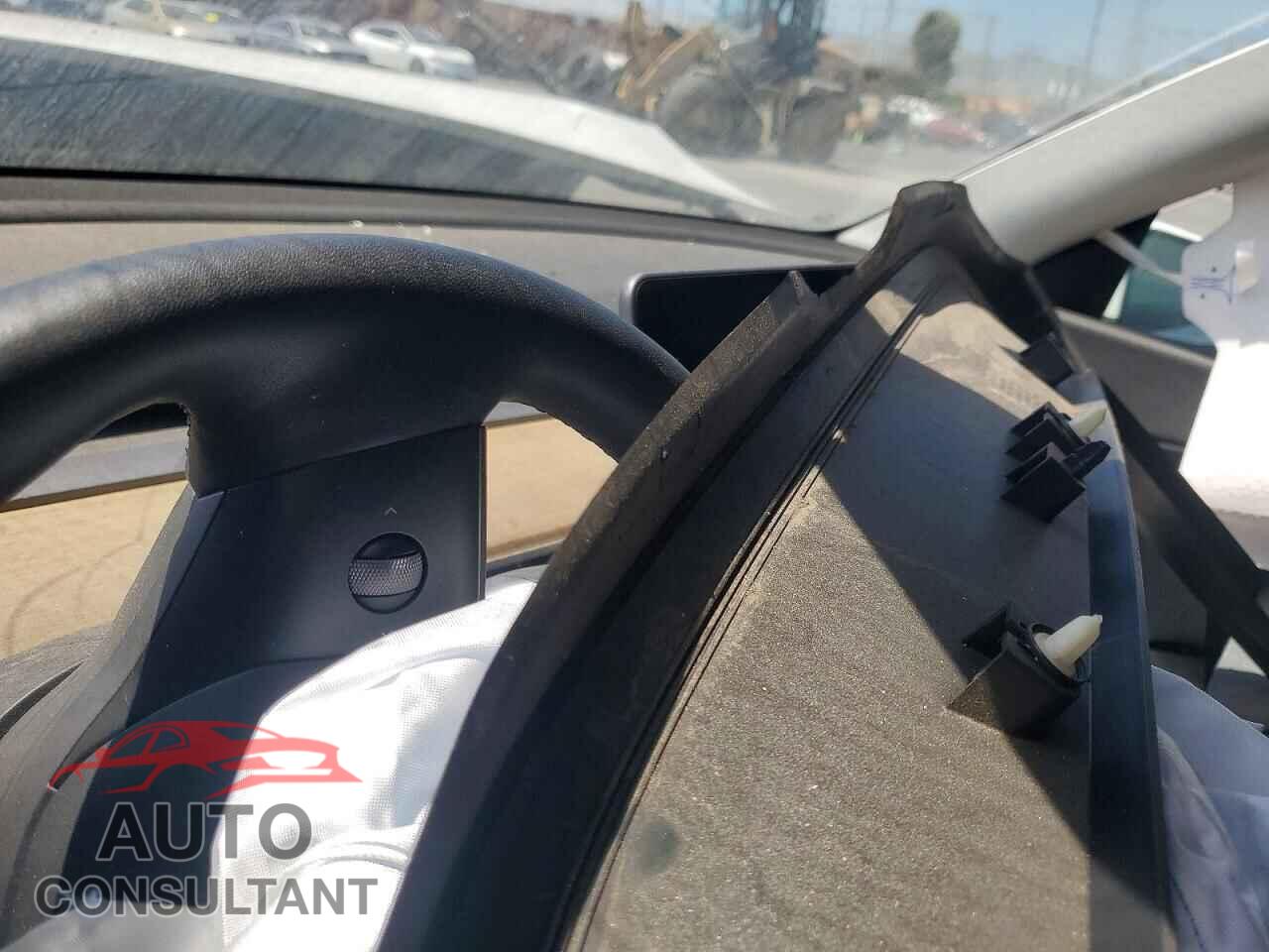 TESLA MODEL Y 2022 - 7SAYGDEE8NF341166