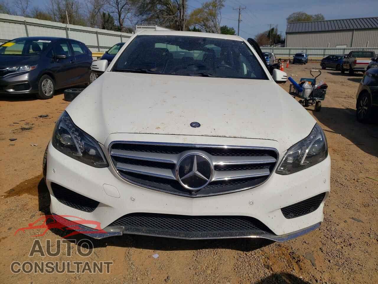 MERCEDES-BENZ E-CLASS 2014 - WDDHF0EB4EB010124