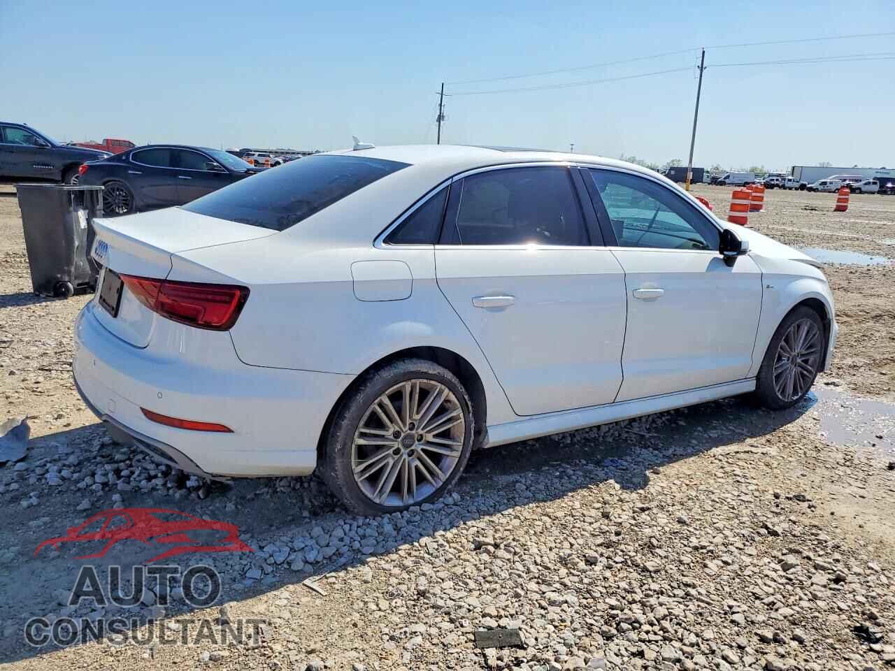AUDI A3 2017 - WAUGUGFFXH1043786