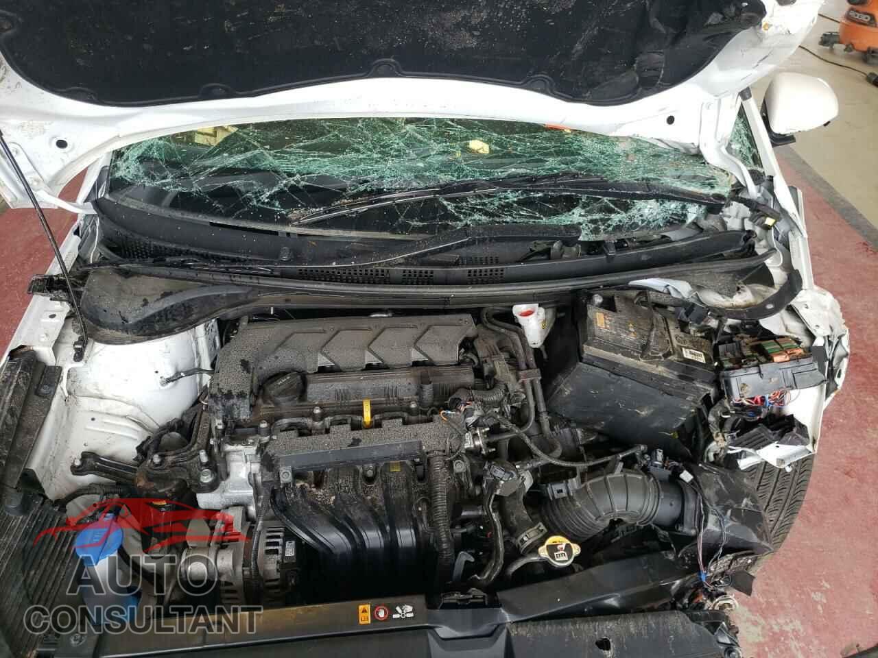 HYUNDAI ACCENT 2021 - 3KPC24A61ME131257