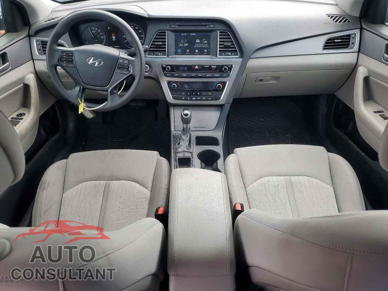 HYUNDAI SONATA 2017 - KMHE24L36HA063411