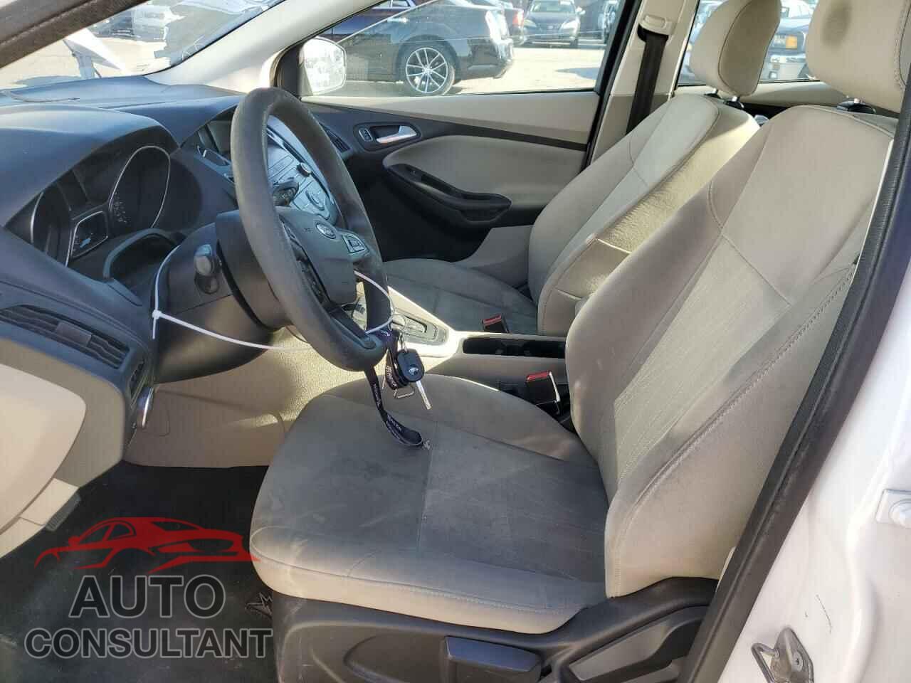 FORD FOCUS 2018 - 1FADP3F23JL237482