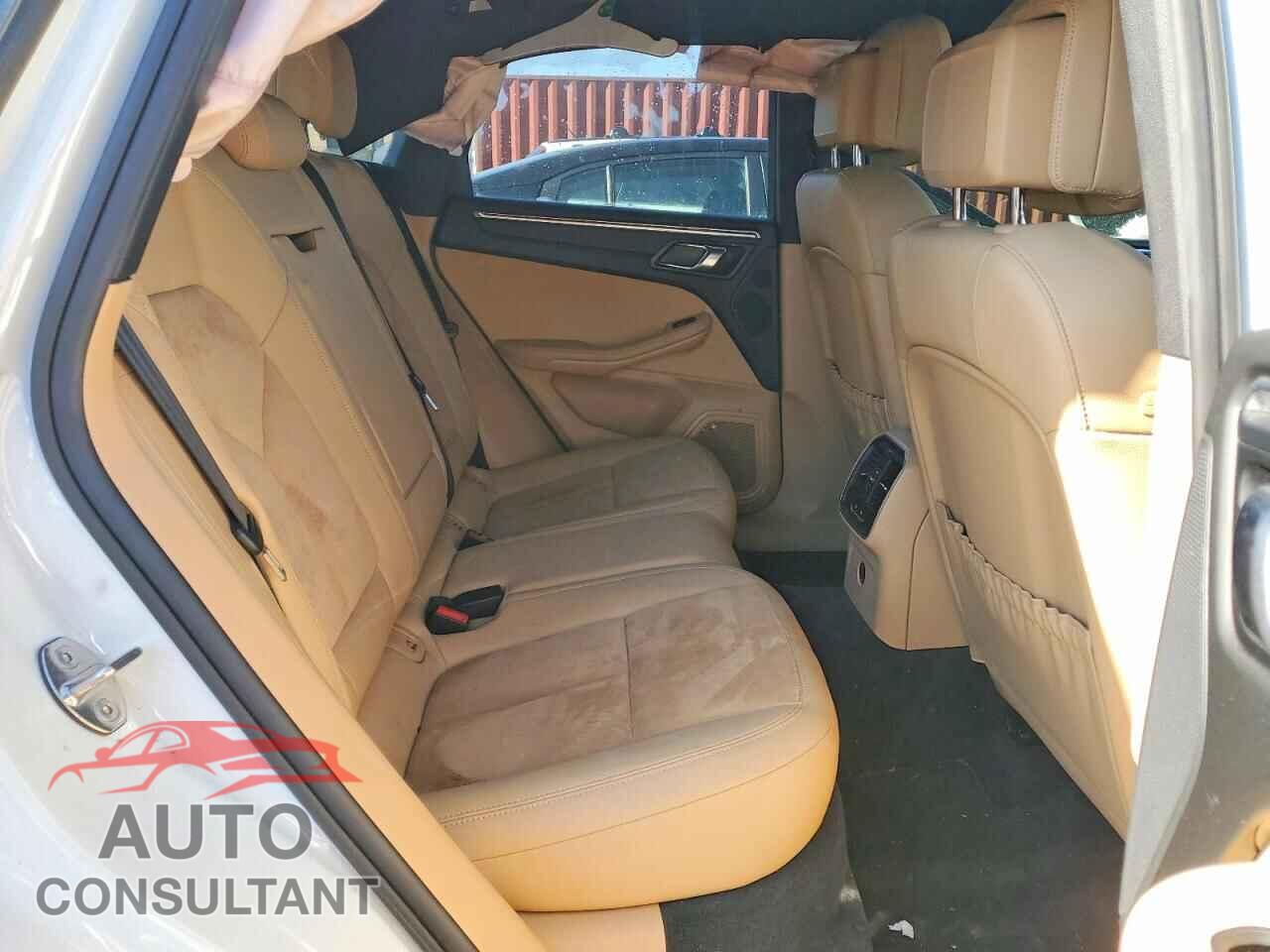 PORSCHE MACAN 2017 - WP1AA2A54HLB06029