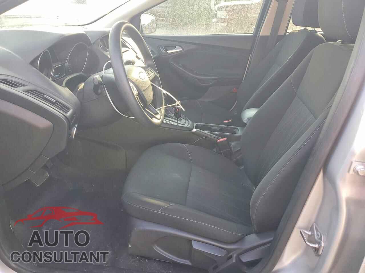FORD FOCUS 2016 - 1FADP3F25GL390177