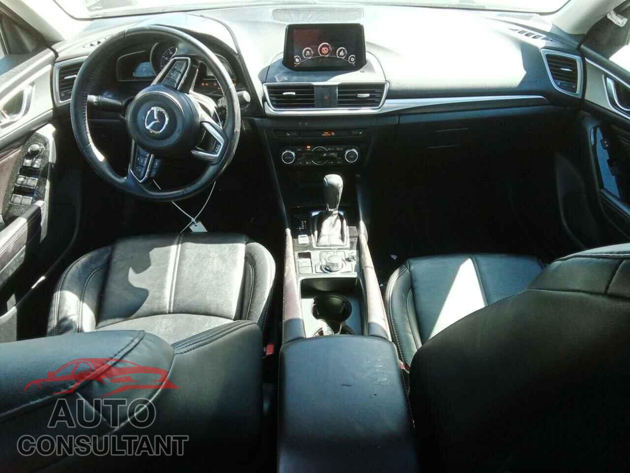 MAZDA 3 2017 - 3MZBN1V76HM113804