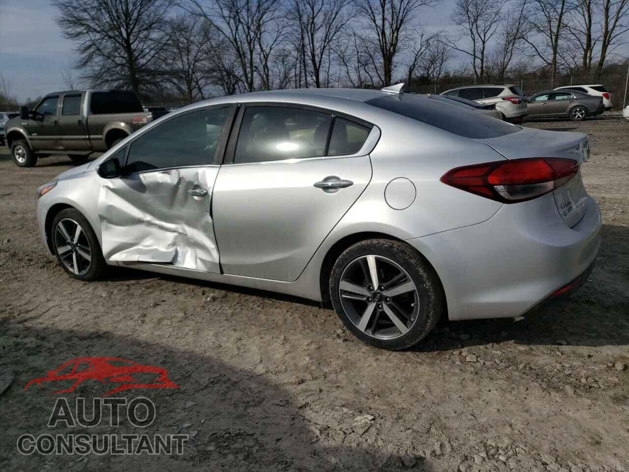 KIA FORTE 2017 - 3KPFL4A82HE102447
