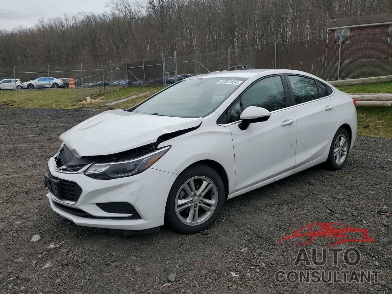 CHEVROLET CRUZE 2018 - 1G1BE5SM9J7133350