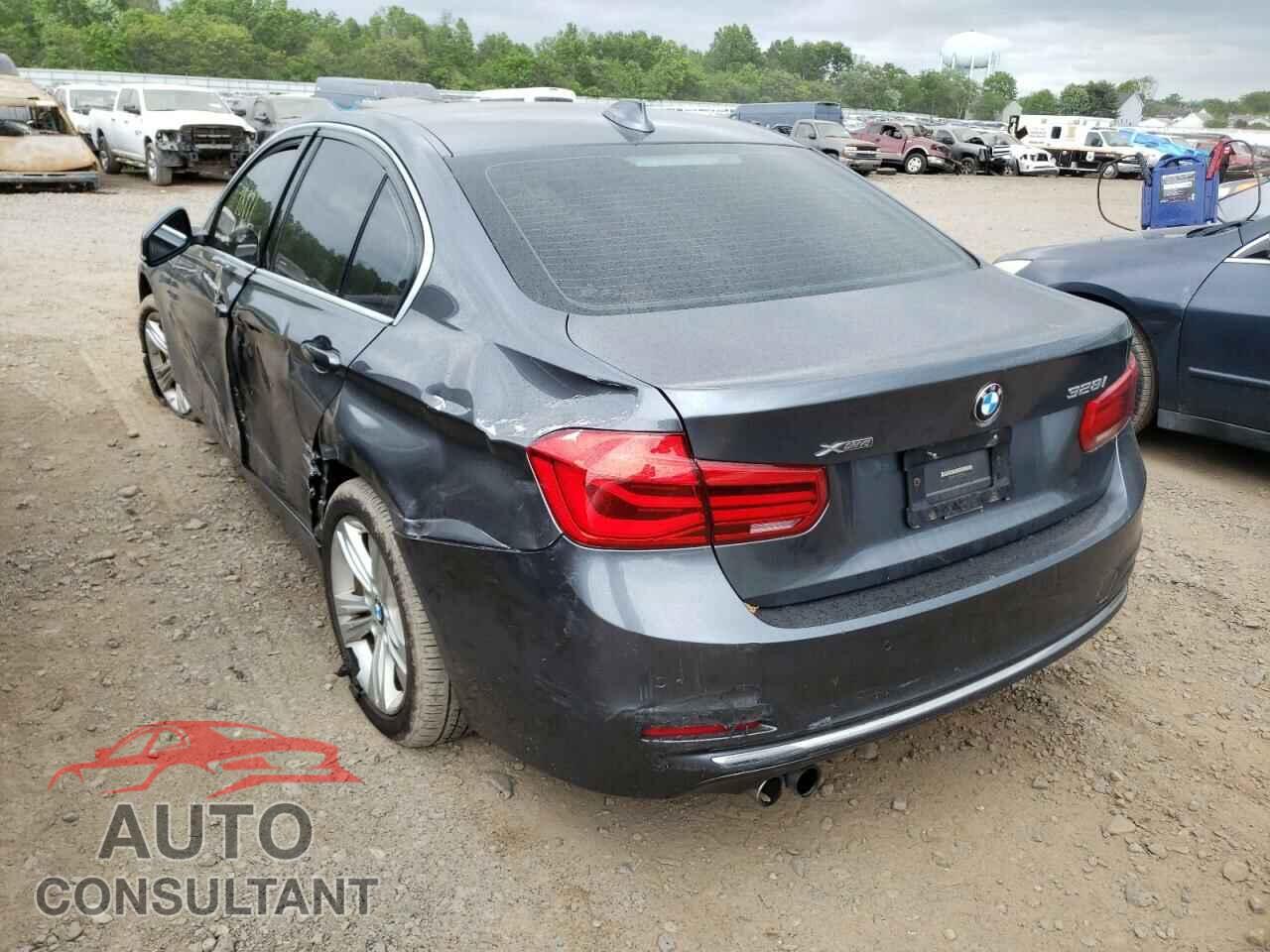 BMW 3 SERIES 2016 - WBA8E3G5XGNT26115