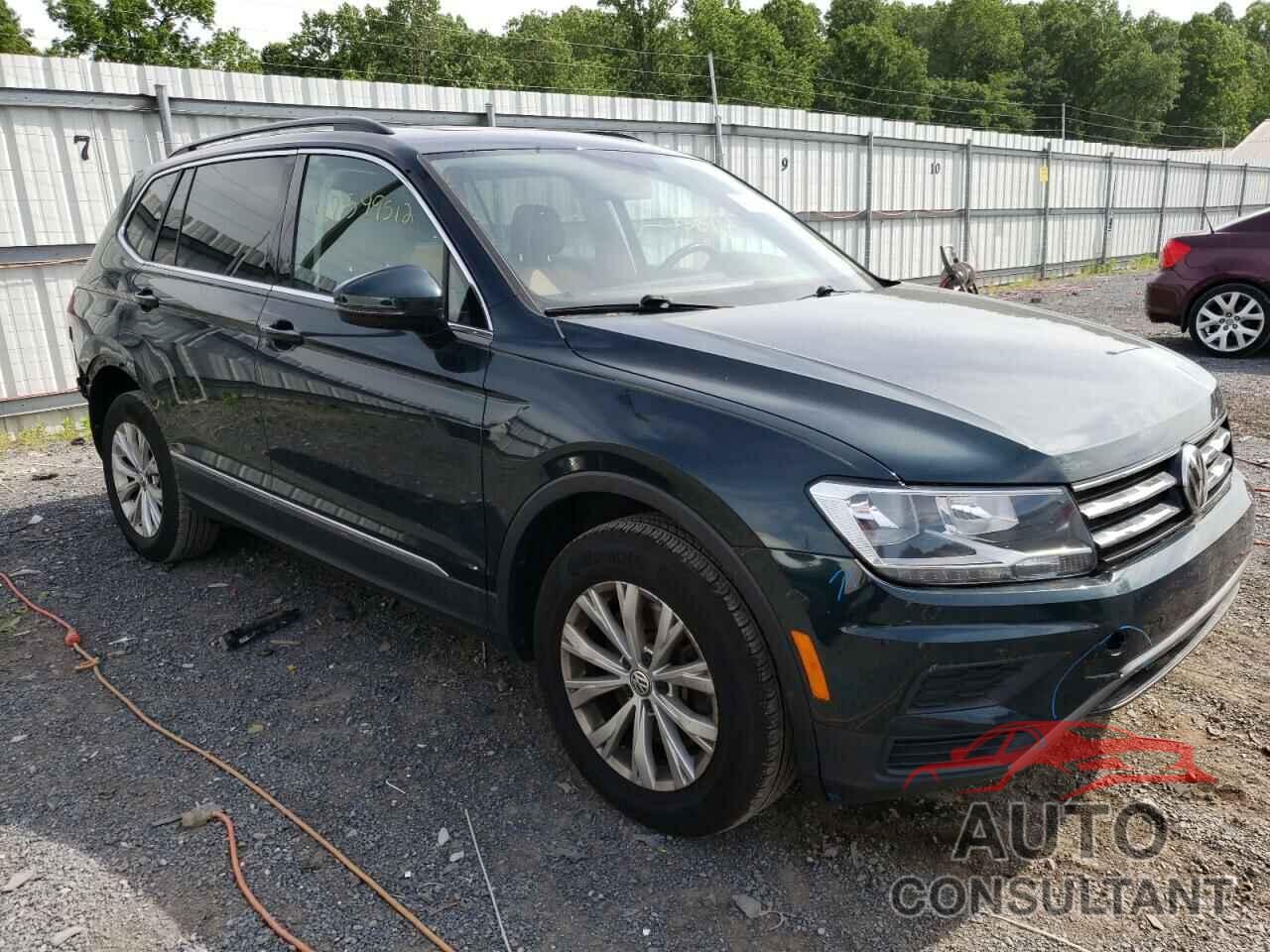 VOLKSWAGEN TIGUAN 2018 - 3VV2B7AX0JM182094