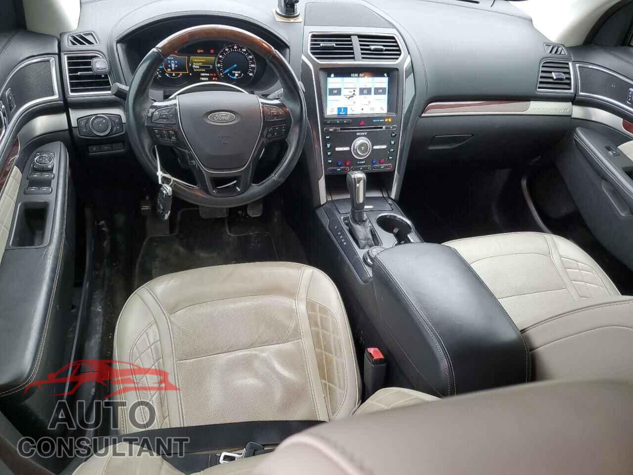 FORD EXPLORER 2017 - 1FM5K8HTXHGD23452