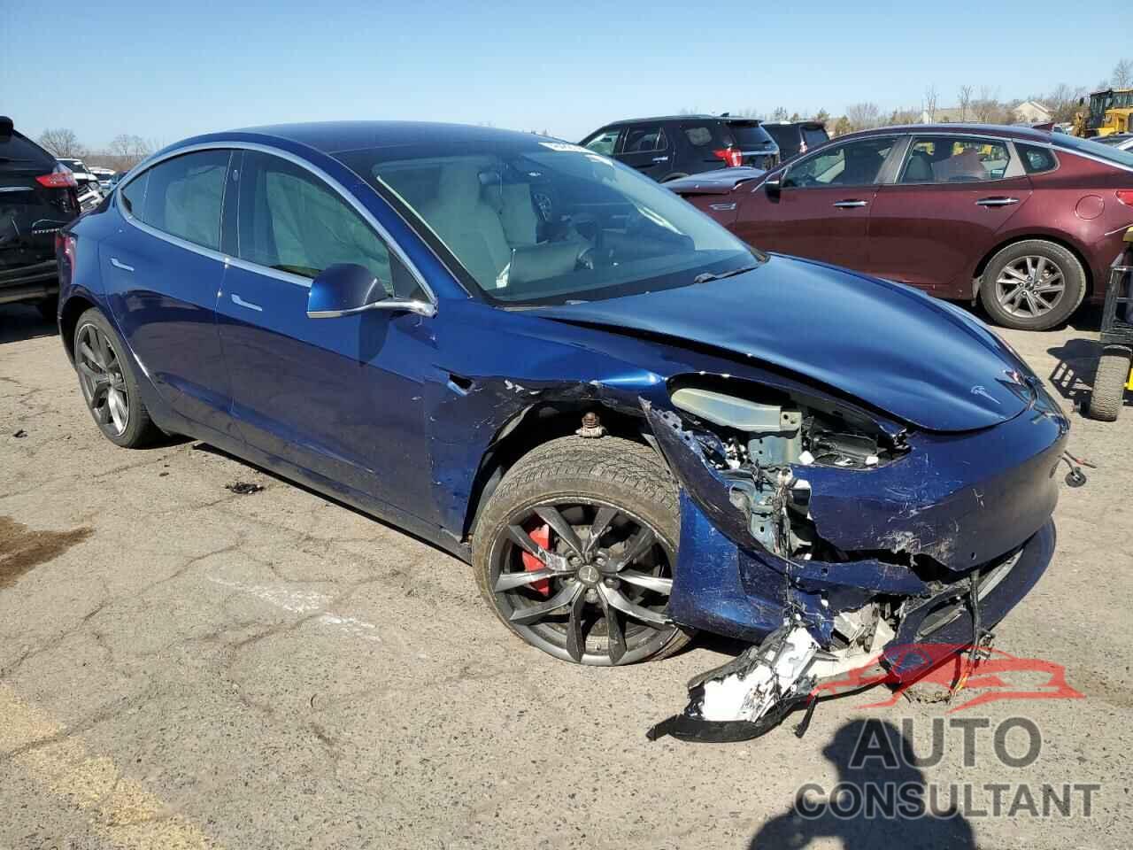 TESLA MODEL 3 2018 - 5YJ3E1EB7JF055708