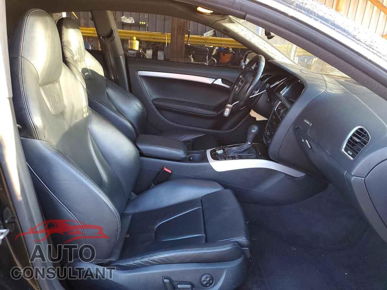 AUDI S5/RS5 2012 - WAUCVAFR3CA003917