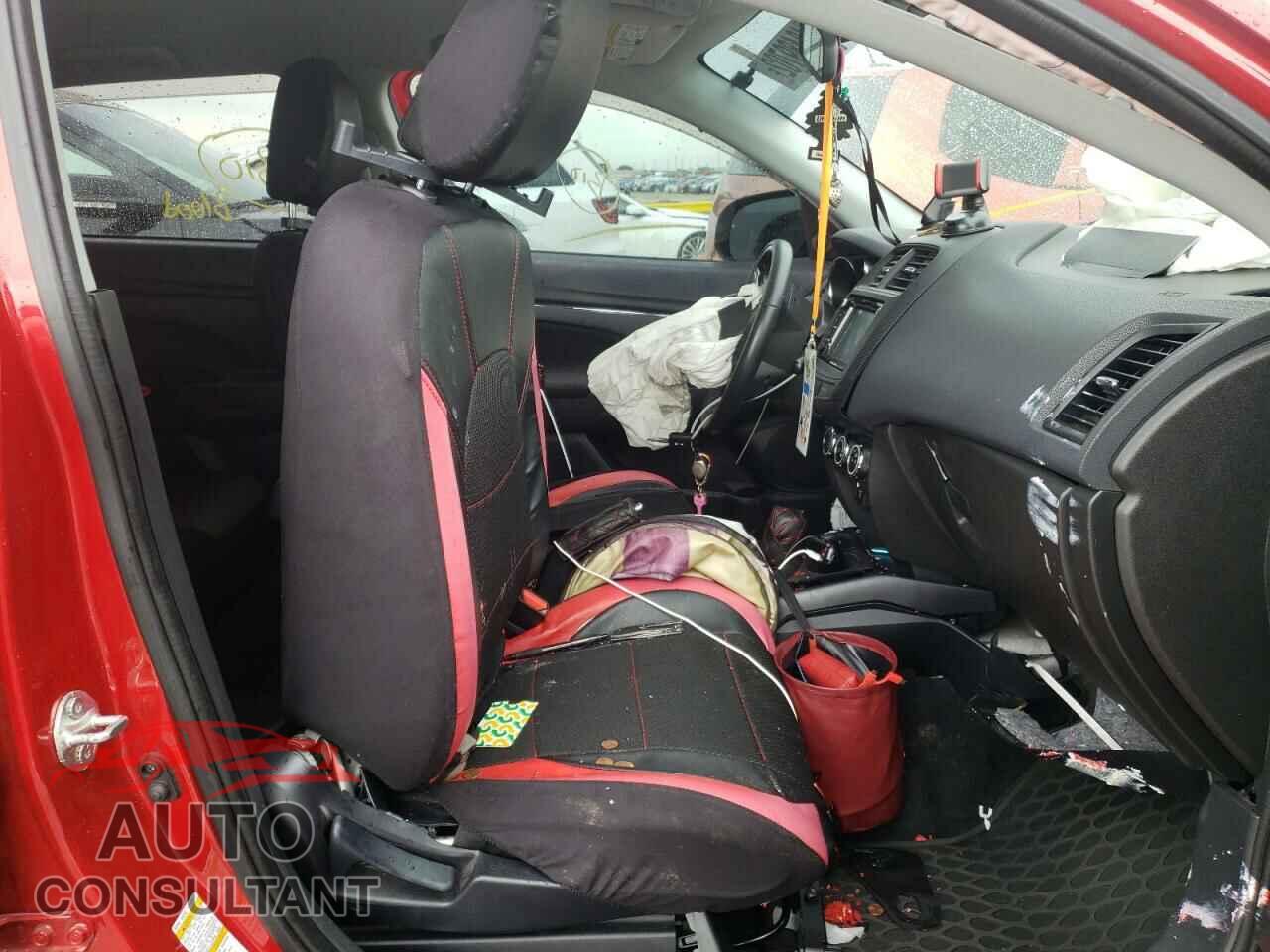 MITSUBISHI OUTLANDER 2017 - JA4AP3AUXHZ033415