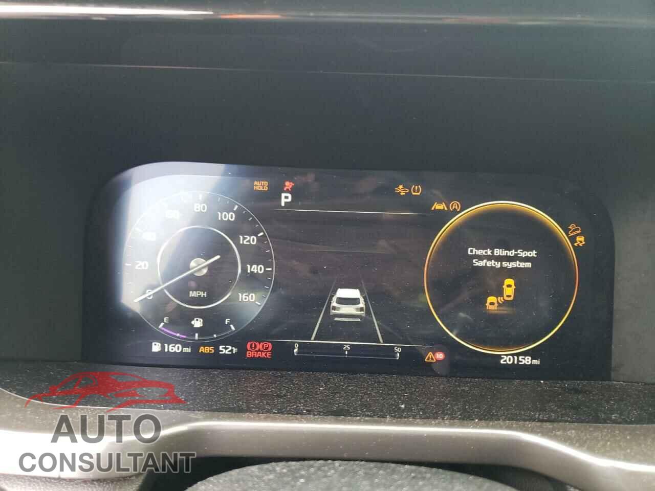 KIA SORENTO 2023 - 5XYRKDLF8PG204123