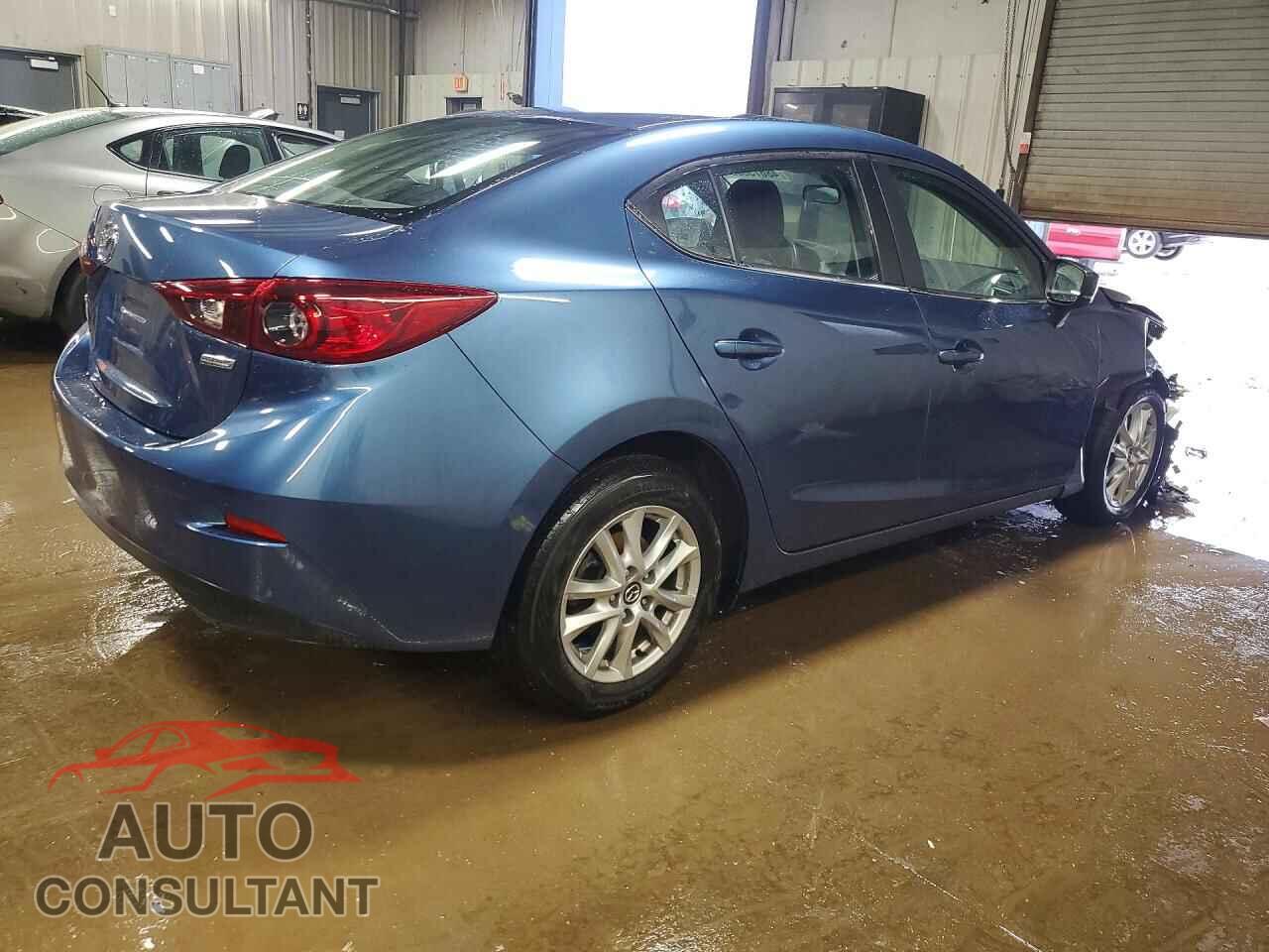 MAZDA 3 2018 - 3MZBN1U73JM210580