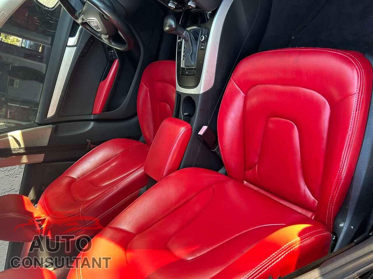AUDI A4 2013 - WAUEFAFL0DA069036