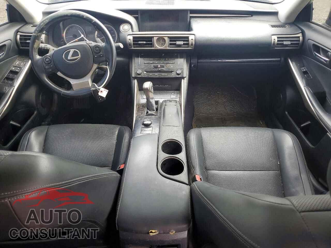 LEXUS IS 2014 - JTHCE1D28E5003690