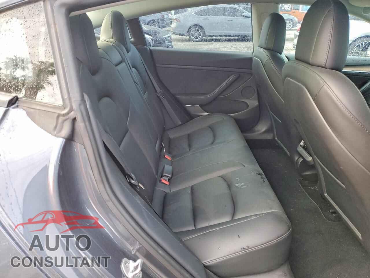 TESLA MODEL 3 2023 - 5YJ3E1EA2PF403768
