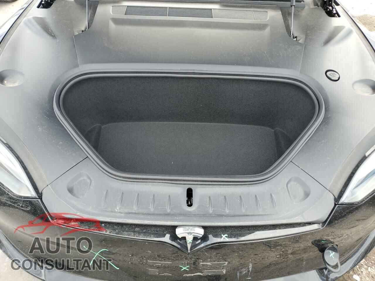 TESLA MODEL S 2024 - 5YJSA1E65RF543822