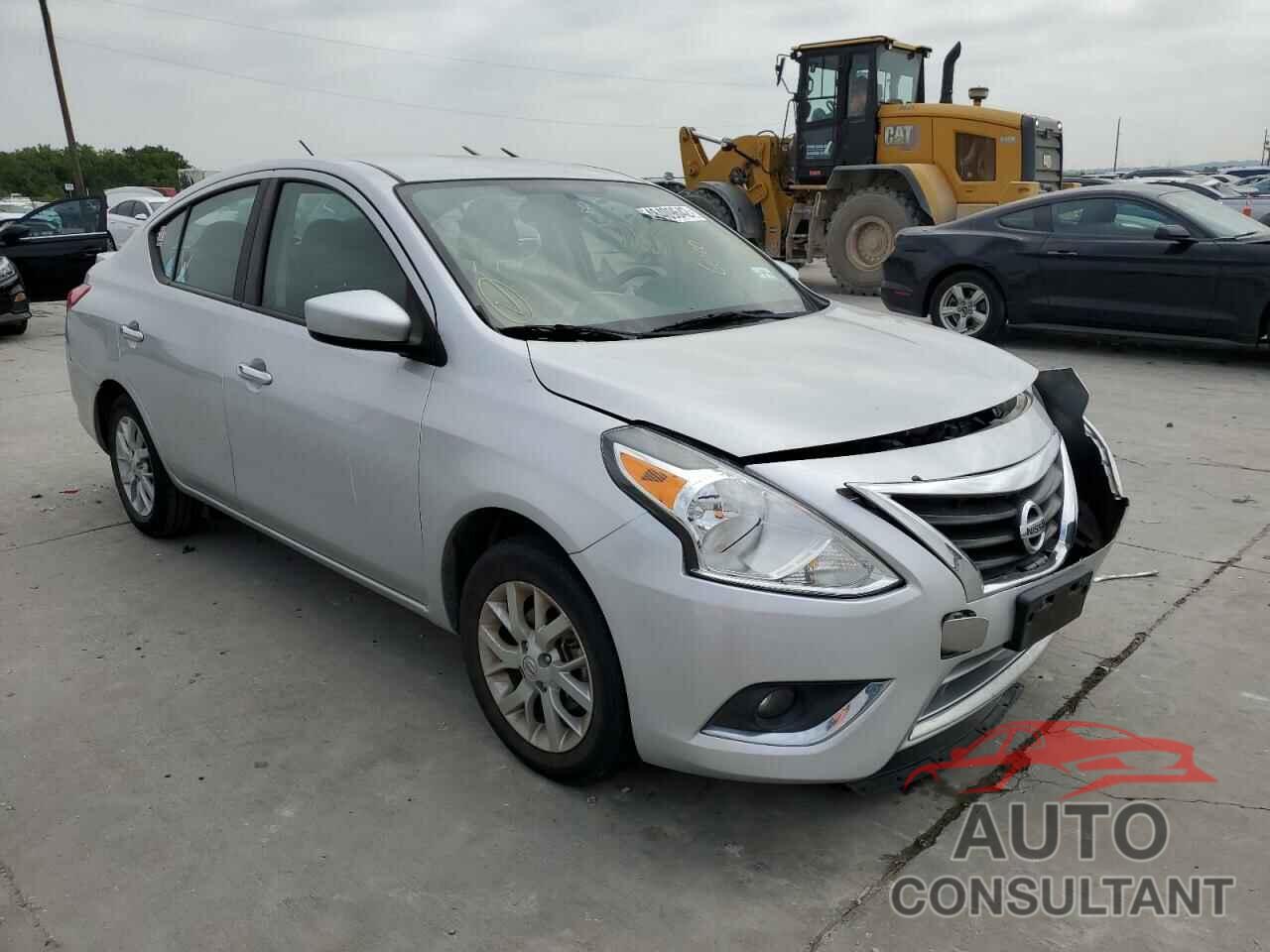 NISSAN VERSA 2018 - 3N1CN7AP3JL878550
