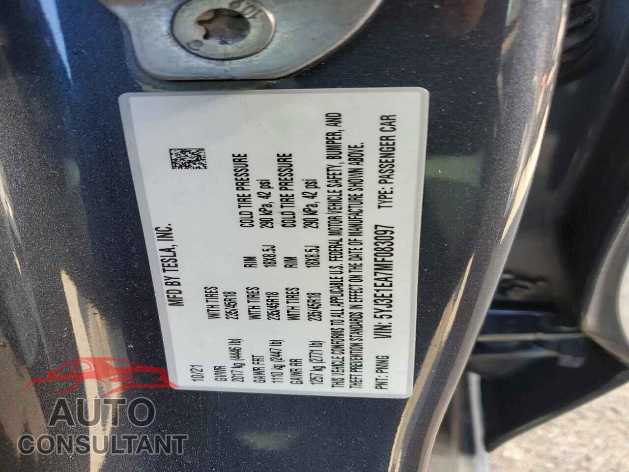 TESLA MODEL 3 2021 - 5YJ3E1EA7MF083097