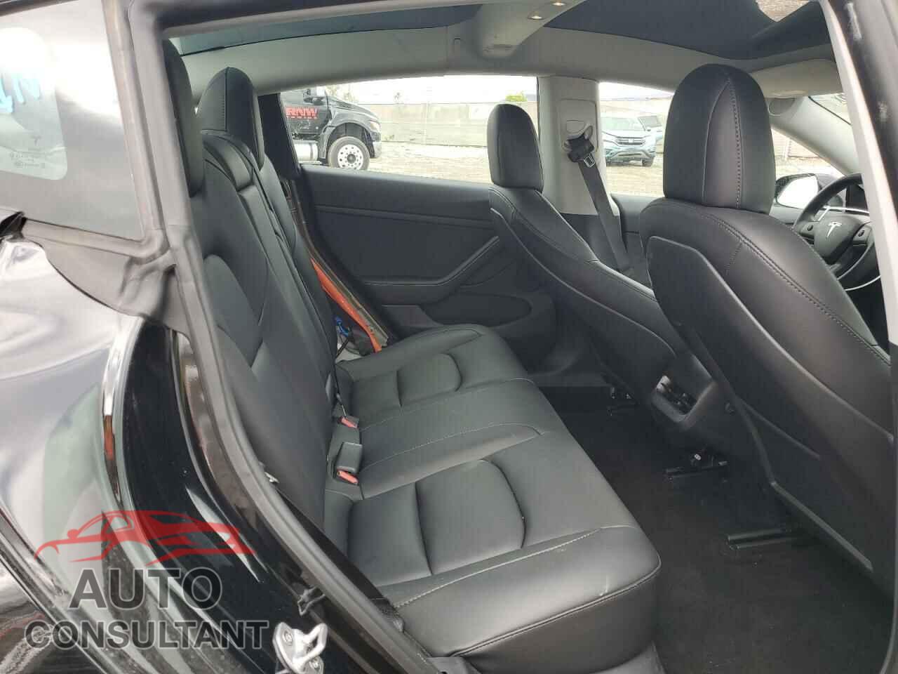 TESLA MODEL 3 2022 - 5YJ3E1EA6NF373722