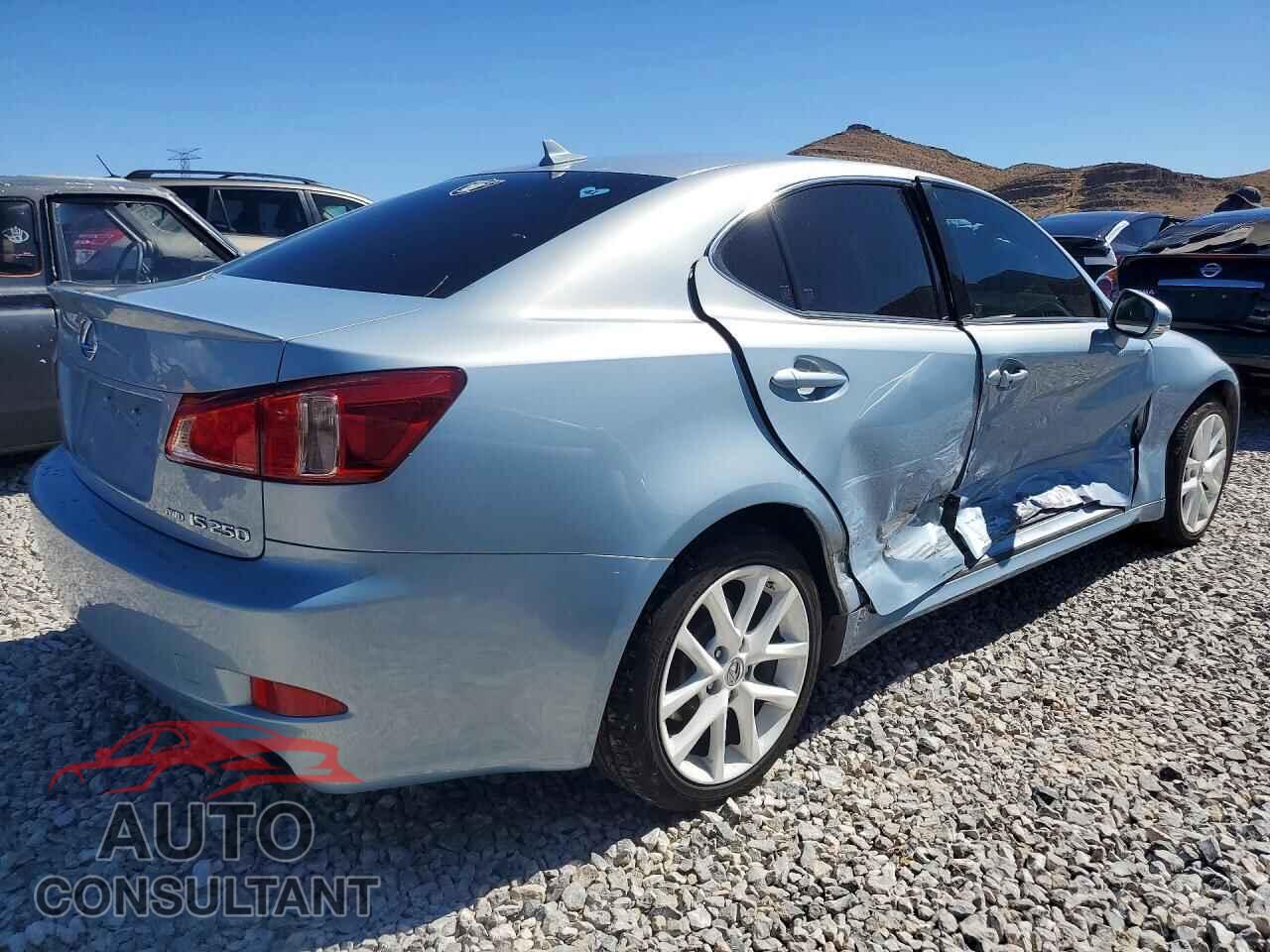 LEXUS IS 2011 - JTHCF5C26B5049455