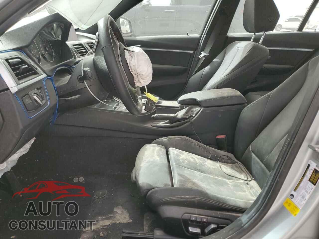 BMW 3 SERIES 2016 - WBA8E9G57GNU29561