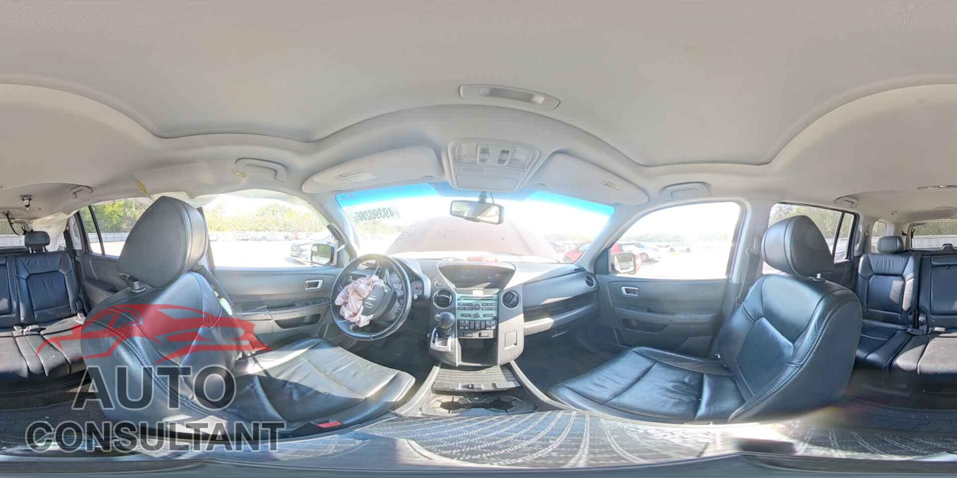 HONDA PILOT 2011 - 5FNYF4H55BB056481