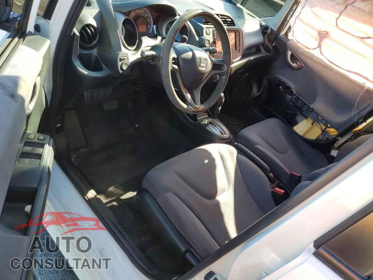 HONDA FIT 2009 - JHMGE882X9C002000